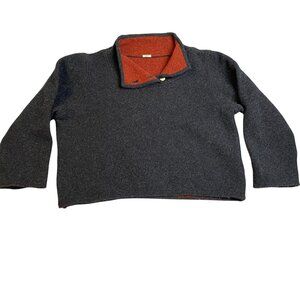 Fjäll Woman's Sweater Medium Wool Blend Pullover Made in the USA